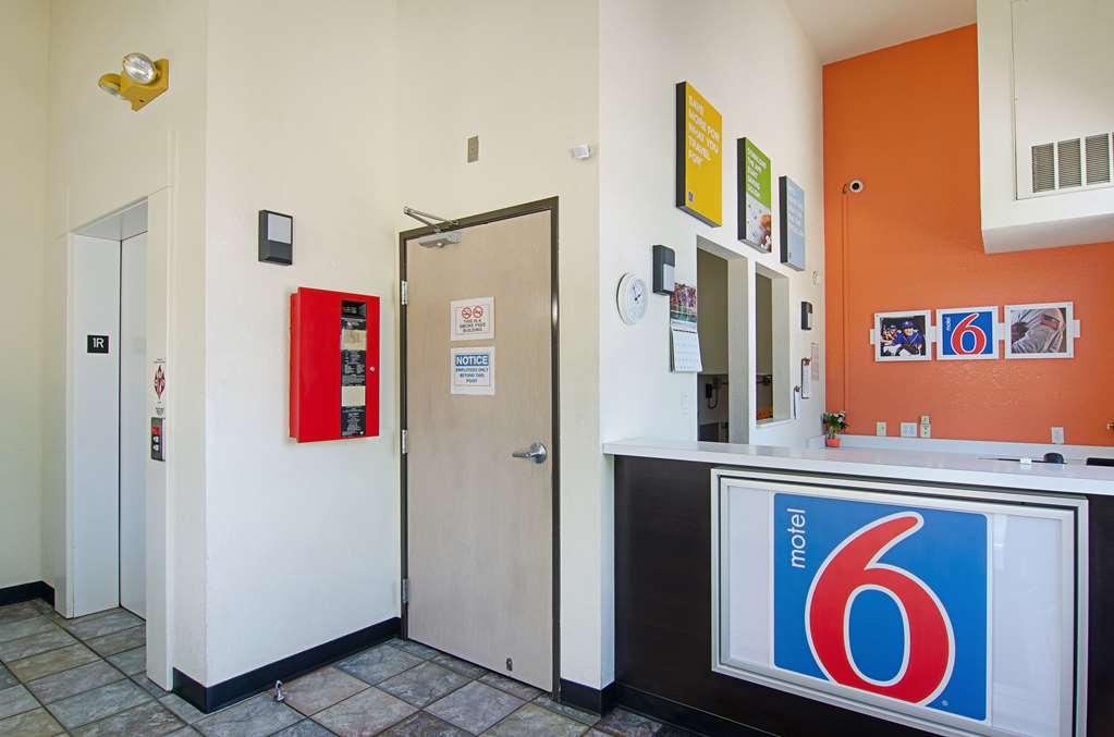 Motel 6-Fort Lupton, Co Интерьер фото
